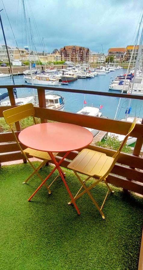 Apartament Le Loft-Boat Deauville Zewnętrze zdjęcie